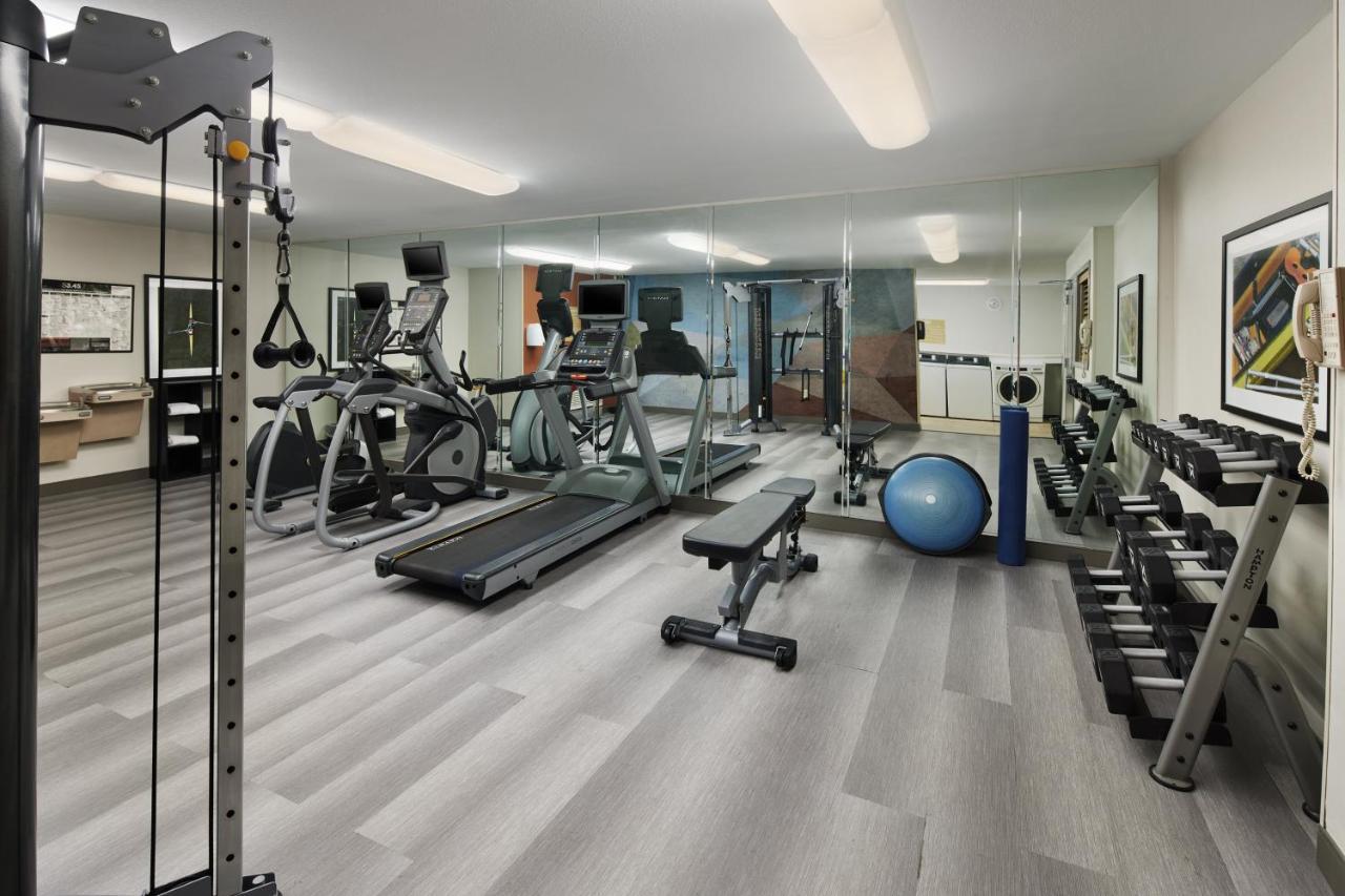 נורת' צ'רלסטון Candlewood Suites Charleston-Northwoods By Ihg מראה חיצוני תמונה