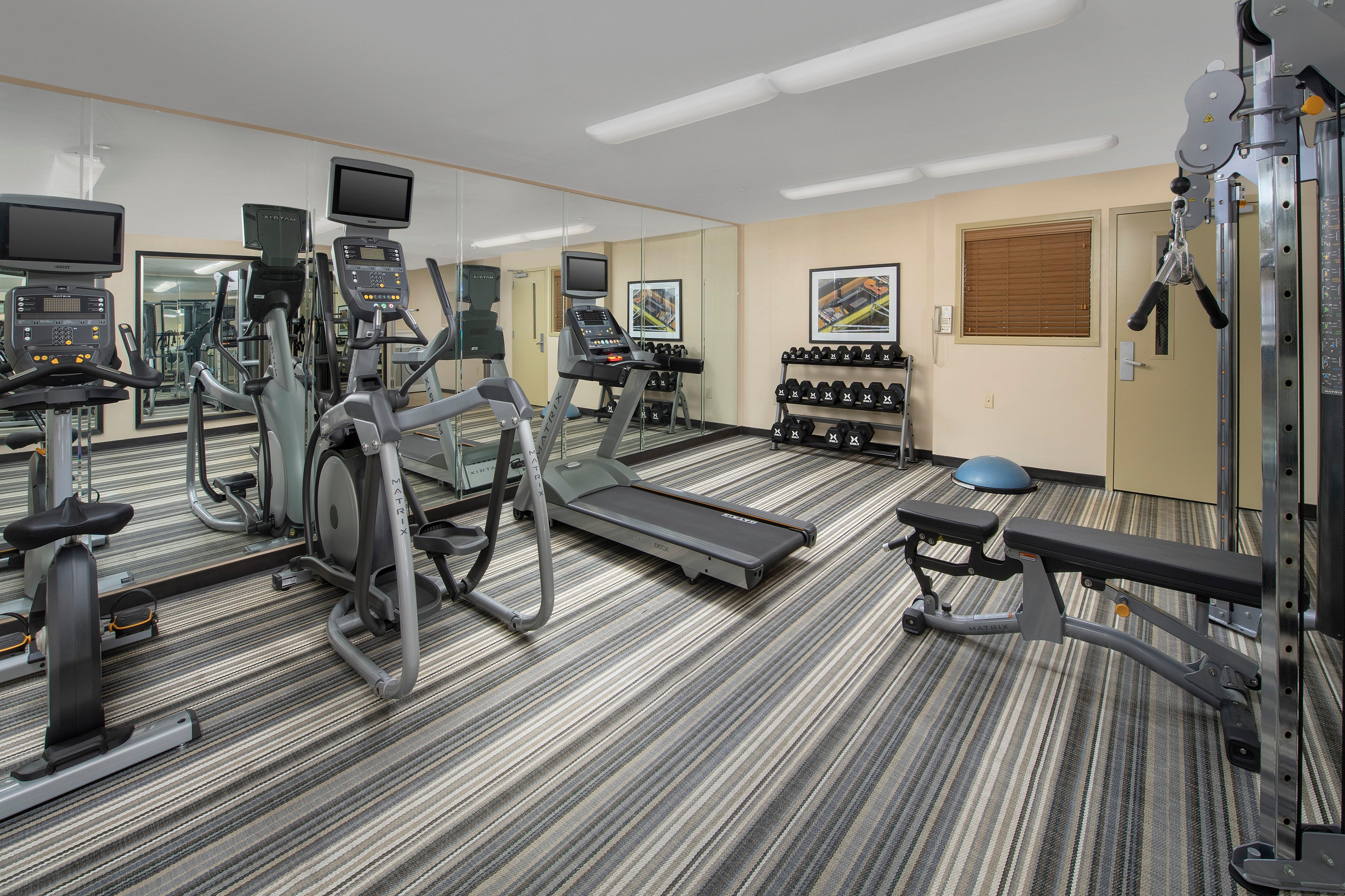נורת' צ'רלסטון Candlewood Suites Charleston-Northwoods By Ihg מראה חיצוני תמונה