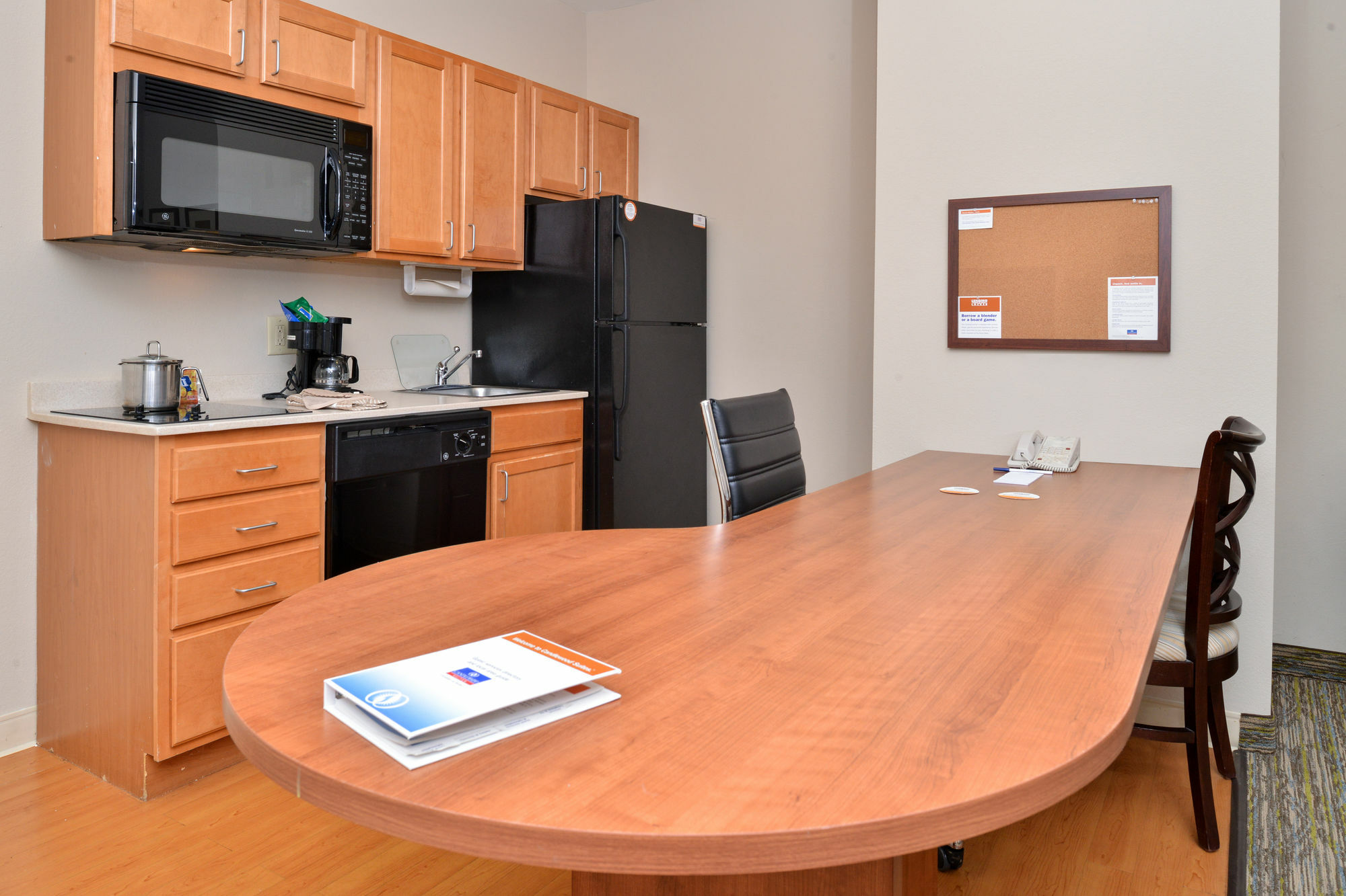 נורת' צ'רלסטון Candlewood Suites Charleston-Northwoods By Ihg מראה חיצוני תמונה